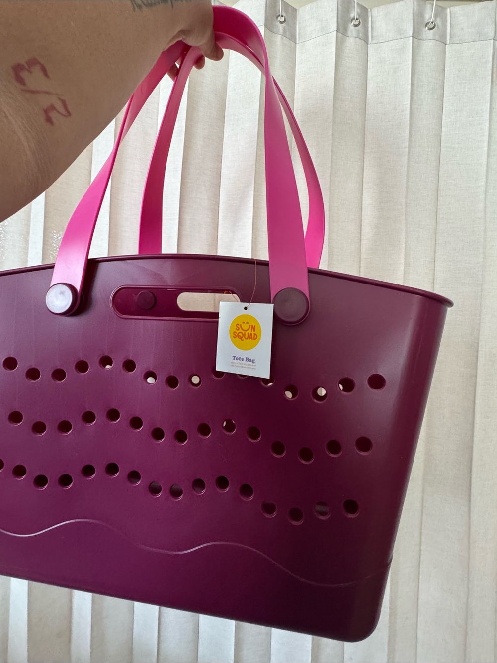 Sun Squad Pink & Berry Plastic Tote Bag